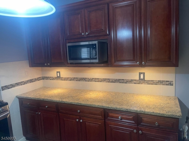 11 Welland Avenue Irvington NJ 07111