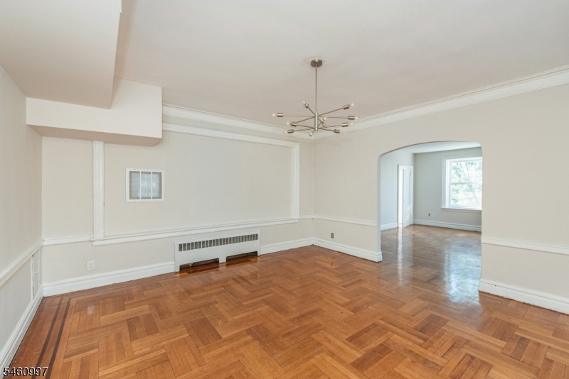 9 Vernon Avenue Newark NJ 07108