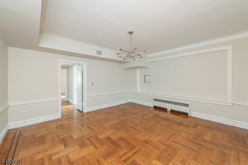 9 Vernon Avenue Newark NJ 07108