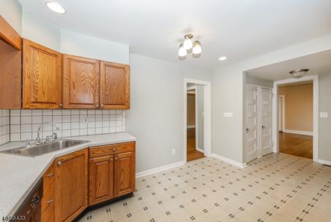 19 Pease Avenue Verona NJ 07044
