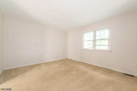 19 Pease Avenue Verona NJ 07044