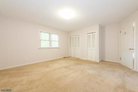 19 Pease Avenue Verona NJ 07044