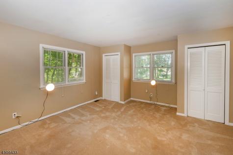 19 Pease Avenue Verona NJ 07044