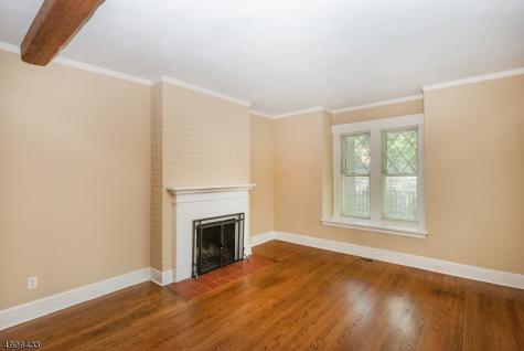 19 Pease Avenue Verona NJ 07044