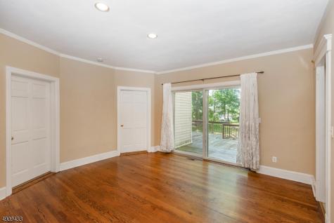 19 Pease Avenue Verona NJ 07044