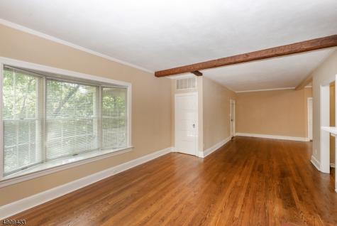 19 Pease Avenue Verona NJ 07044