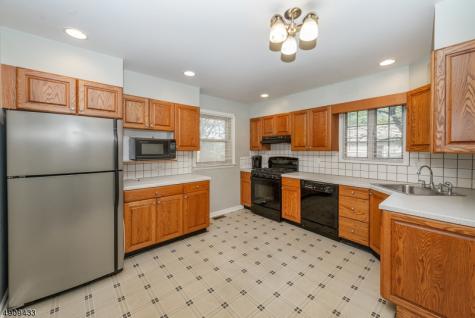 19 Pease Avenue Verona NJ 07044