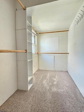 24 Pennsylvania Avenue Flemington NJ 08822