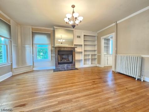 24 Pennsylvania Avenue Flemington NJ 08822