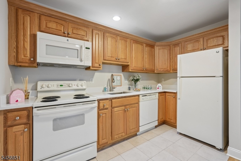 53 Broadway Park Ridge NJ 07656