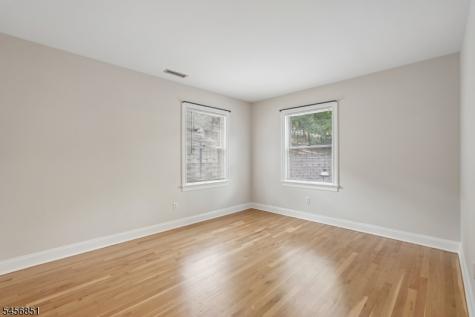 53 Broadway Park Ridge NJ 07656