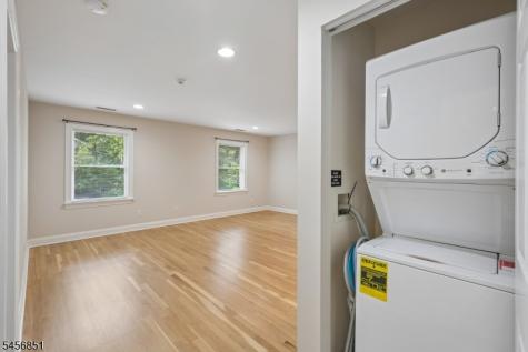 53 Broadway Park Ridge NJ 07656