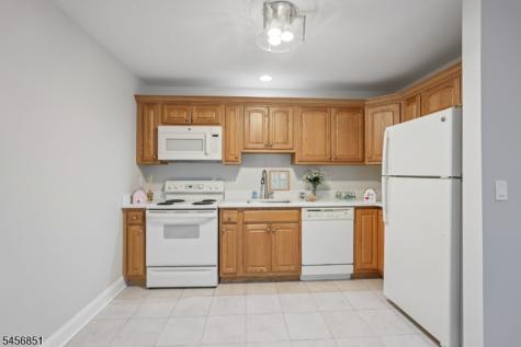 53 Broadway Park Ridge NJ 07656