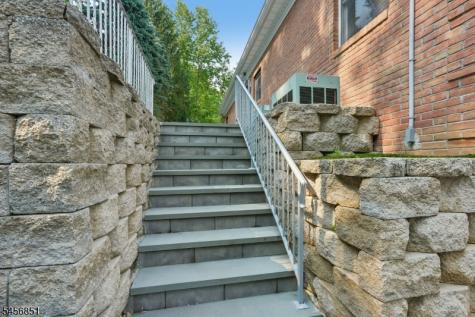 53 Broadway Park Ridge NJ 07656