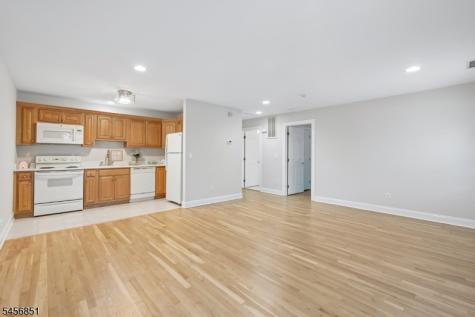 53 Broadway Park Ridge NJ 07656