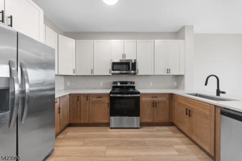 87 Mary Street Paterson NJ 07503