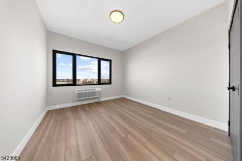 87 Mary Street Paterson NJ 07503
