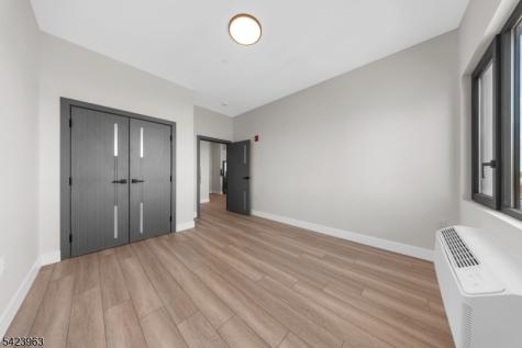 87 Mary Street Paterson NJ 07503