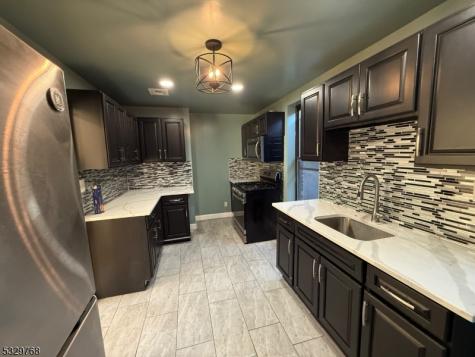 182 Ferry Street Newark NJ 07105