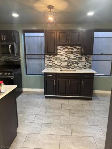 182 Ferry Street Newark NJ 07105