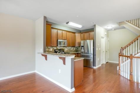 512 Waterview Court Hanover NJ 07927
