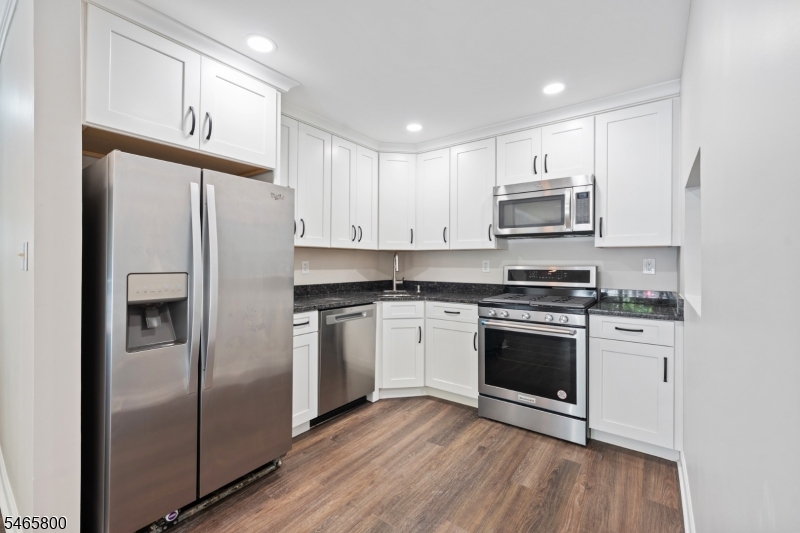 77 Sapphire Lane Franklin NJ 08823