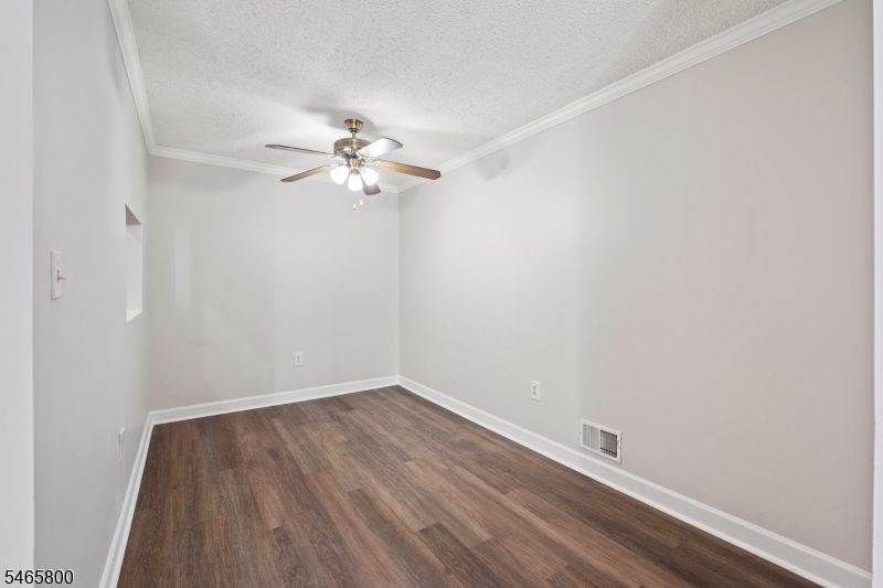 77 Sapphire Lane Franklin NJ 08823