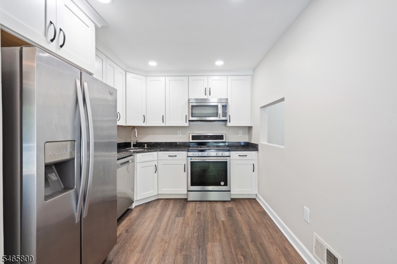77 Sapphire Lane Franklin NJ 08823