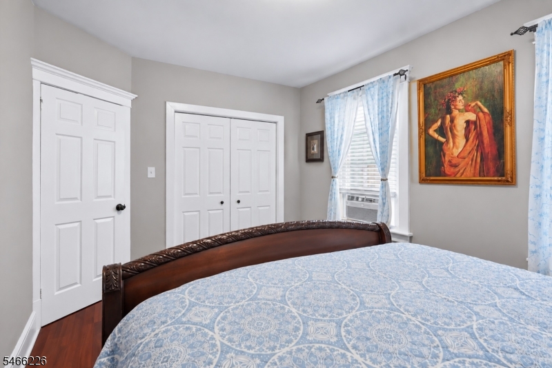 128 Berwick Street Elizabeth NJ 07202
