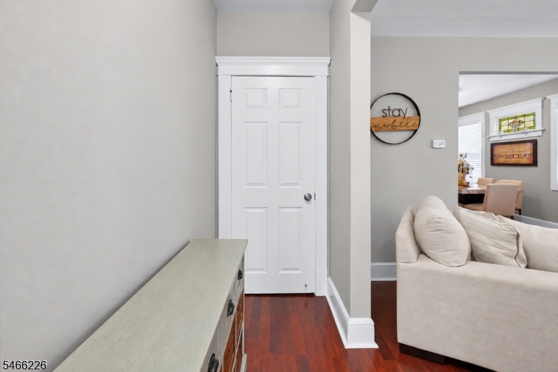 128 Berwick Street Elizabeth NJ 07202