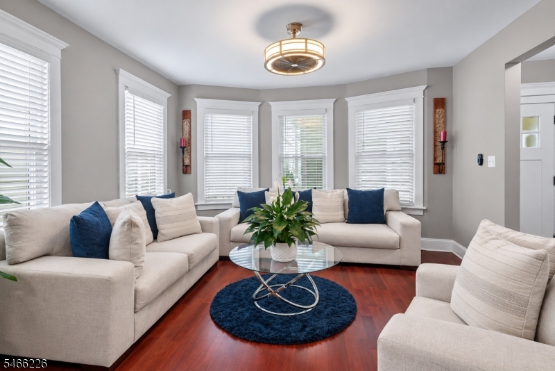 128 Berwick Street Elizabeth NJ 07202