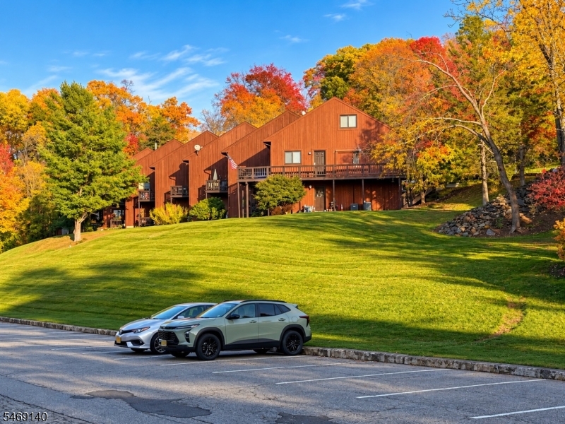 3 Sugar Loaf Court Vernon NJ 07462