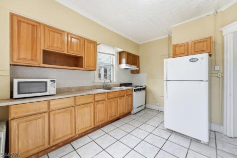 51 Edgar Street East Orange NJ 07018