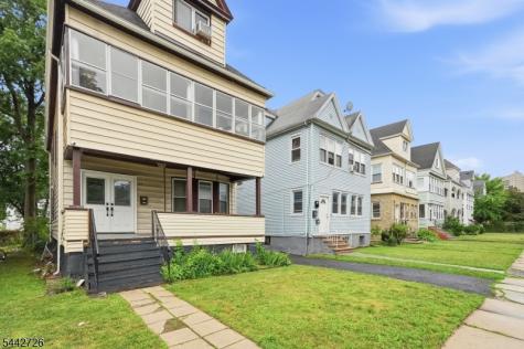 51 Edgar Street East Orange NJ 07018