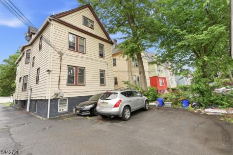 51 Edgar Street East Orange NJ 07018