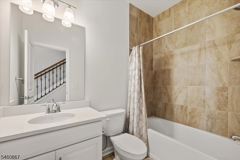 17 Cortland Court Livingston NJ 07039