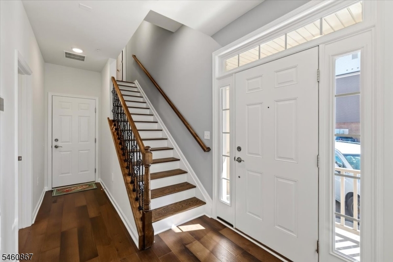 17 Cortland Court Livingston NJ 07039