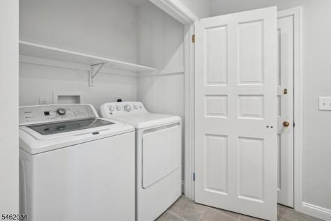 15 Mcgregor Avenue Mount Arlington NJ 07856