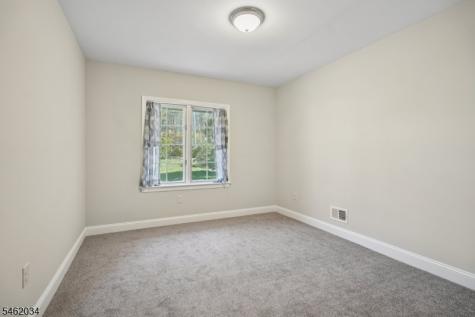 15 Mcgregor Avenue Mount Arlington NJ 07856