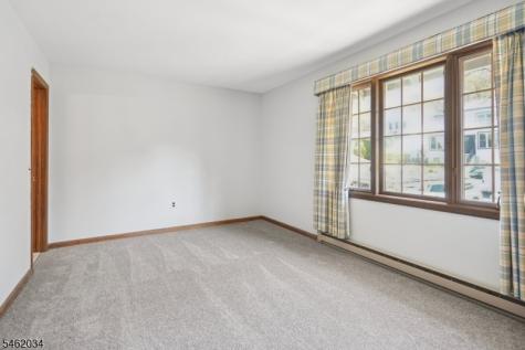 15 Mcgregor Avenue Mount Arlington NJ 07856