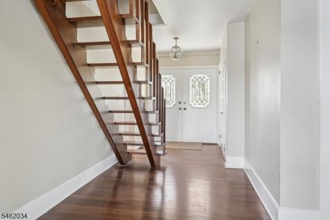 15 Mcgregor Avenue Mount Arlington NJ 07856