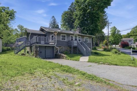 33 Hillside Avenue Jefferson NJ 07460