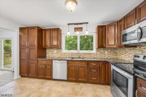 518 Drakestown Road Mount Olive NJ 07836