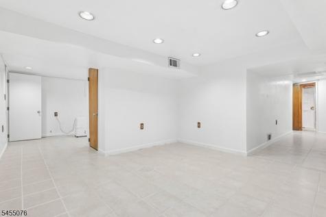 21 Aspen Road West Orange NJ 07052