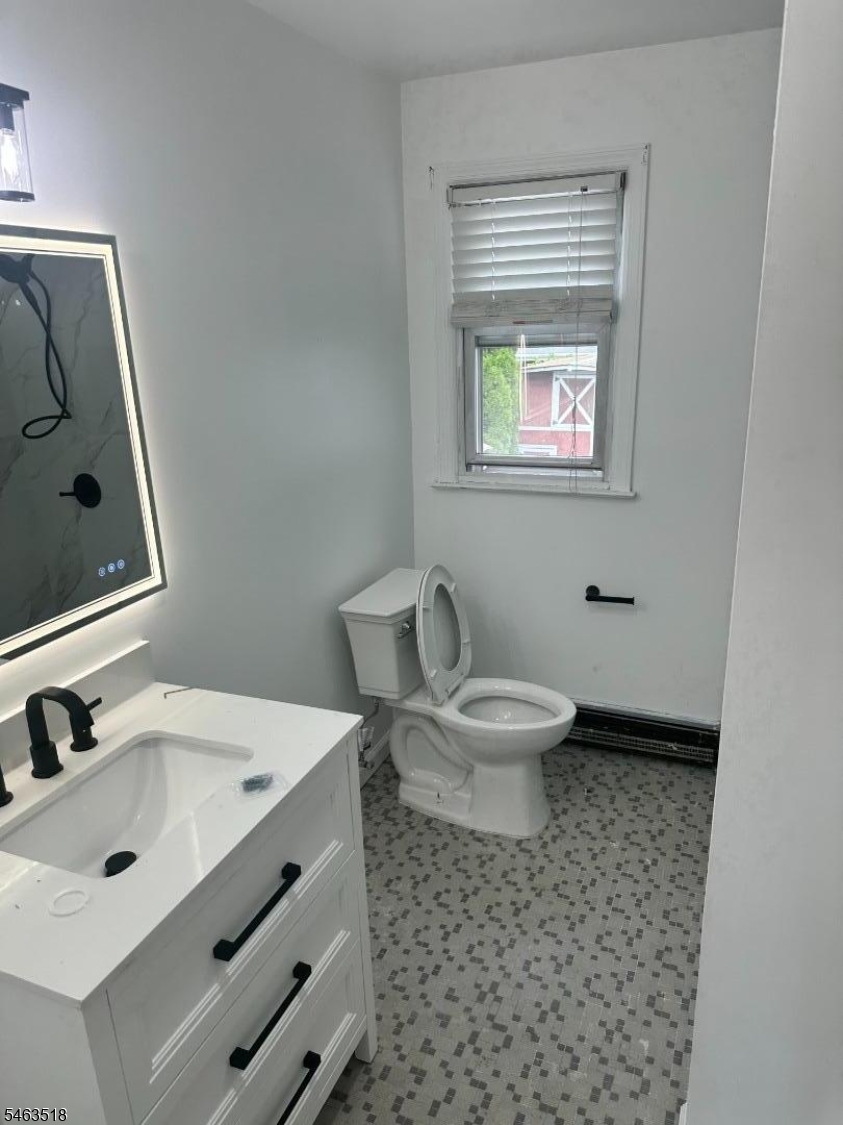 739 Lake Avenue Lyndhurst NJ 07071