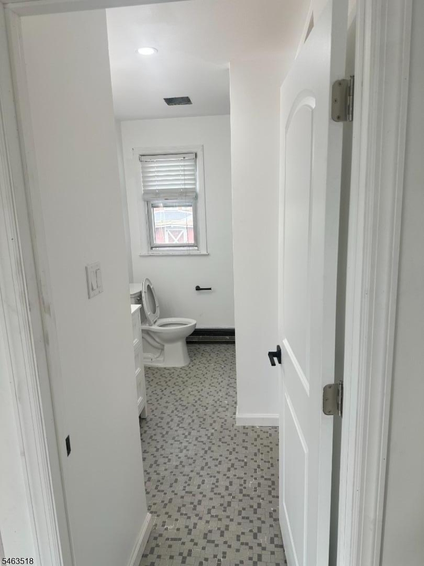 739 Lake Avenue Lyndhurst NJ 07071