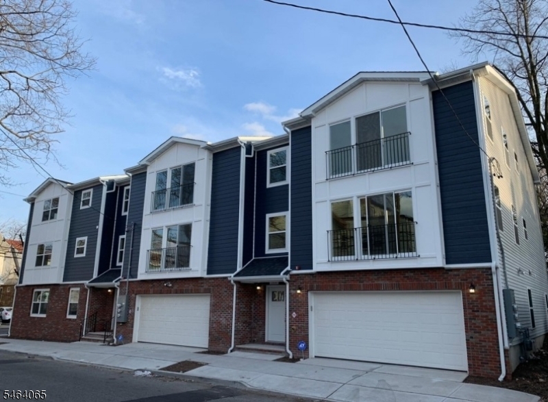 106 Grove Terrace Newark NJ 07106