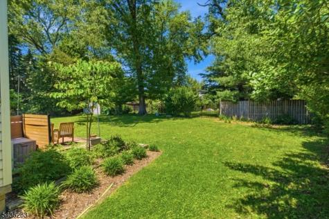 13 Potter Court Montclair NJ 07043