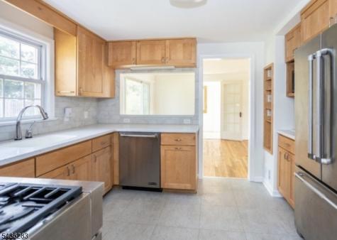 13 Potter Court Montclair NJ 07043