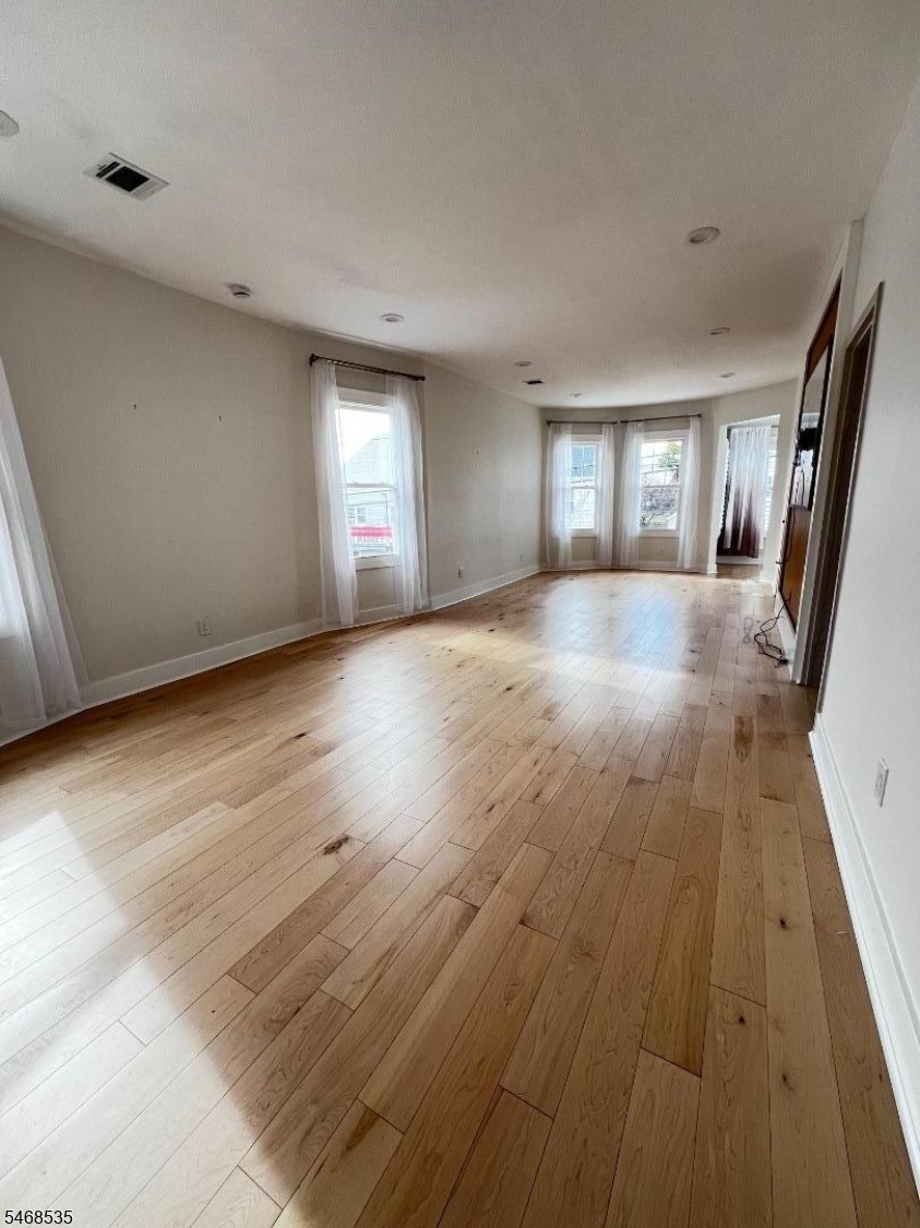 83 Nagle Street Paterson NJ 07501